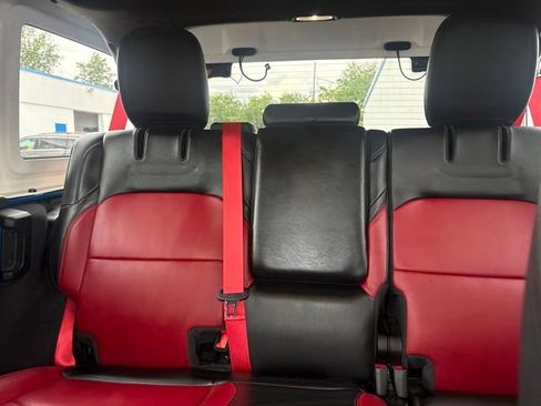 Used 2023 Jeep Wrangler Unlimited Rubicon 4xe AWD/4WD image 7