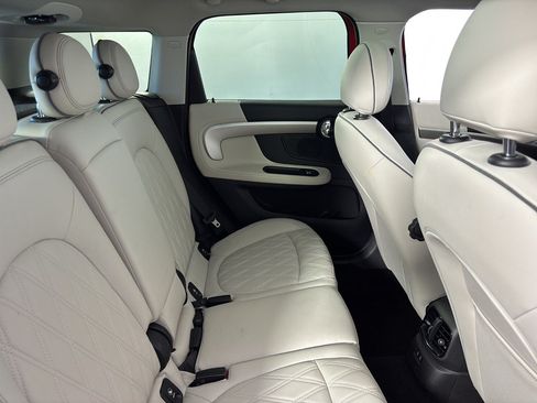 Used 2024 MINI Cooper Countryman S w/ Signature Upholstery Package FWD image 29