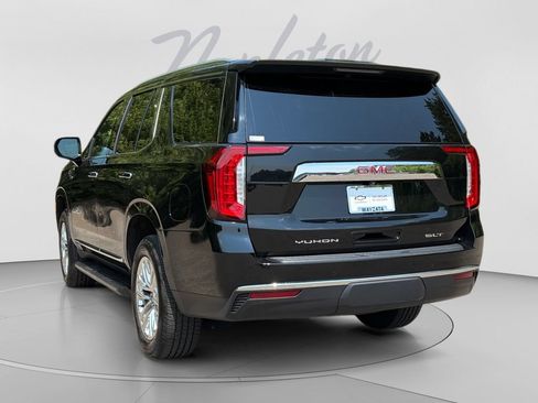 Used 2021 GMC Yukon SLT w/ SLT Premium Package AWD/4WD image 3