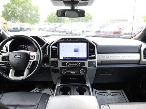 Used 2022 Ford F250 Lariat w/ Lariat Ultimate Package AWD/4WD image 14