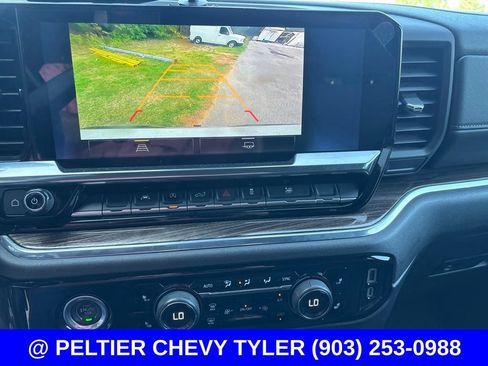 Used 2023 Chevrolet Silverado 1500 LT AWD/4WD image 16