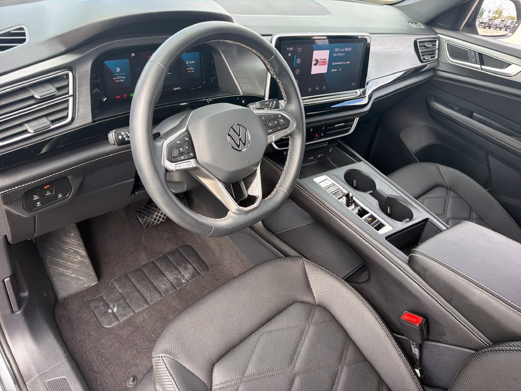 Certified 2024 Volkswagen Atlas Cross Sport SE AWD/4WD image 8