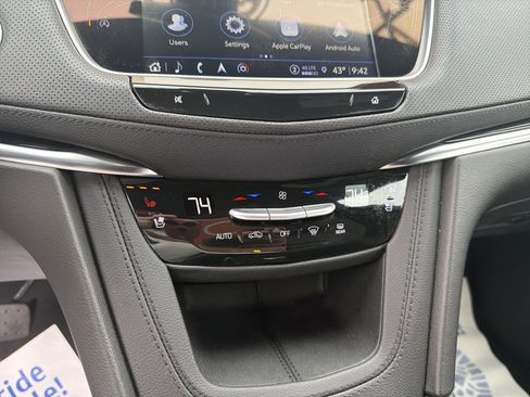 Certified 2025 Cadillac XT5 Premium Luxury image 18