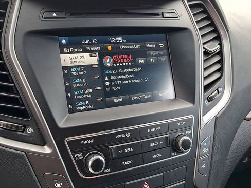 Used 2018 Hyundai Santa Fe Sport 2.0T AWD/4WD image 18