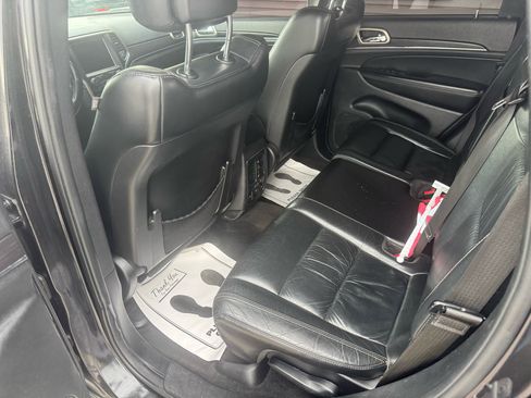 Used 2014 Jeep Grand Cherokee Limited image 10