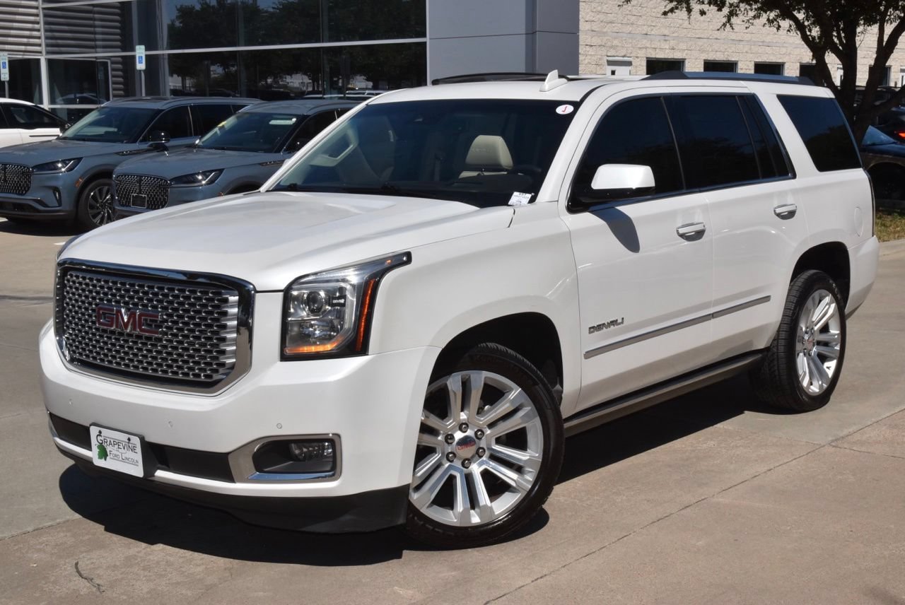 Used 2017 GMC Yukon Denali w/ Open Road Package AWD/4WD image 45