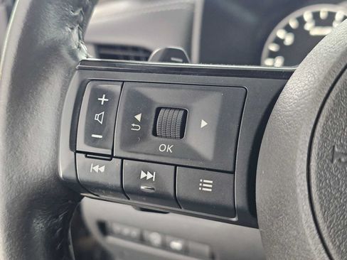 Used 2023 Nissan Rogue SV w/ SV Premium B Package FWD image 28