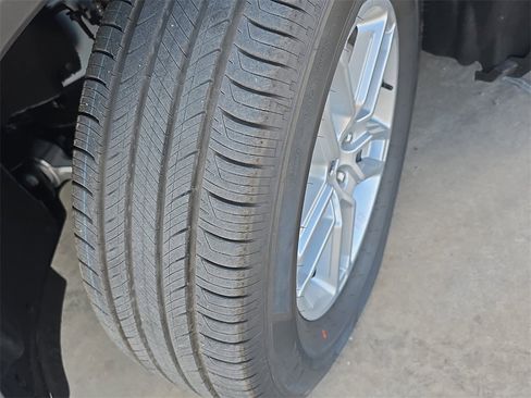 New 2025 Ford Explorer Active w/ Active Comfort Package image 52