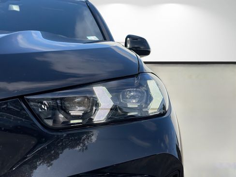 New 2026 BMW X5 xDrive40i w/ M Sport Package AWD/4WD image 9