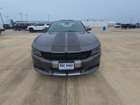 Used 2021 Dodge Charger SXT w/ Leather Interior Group RWD image 3