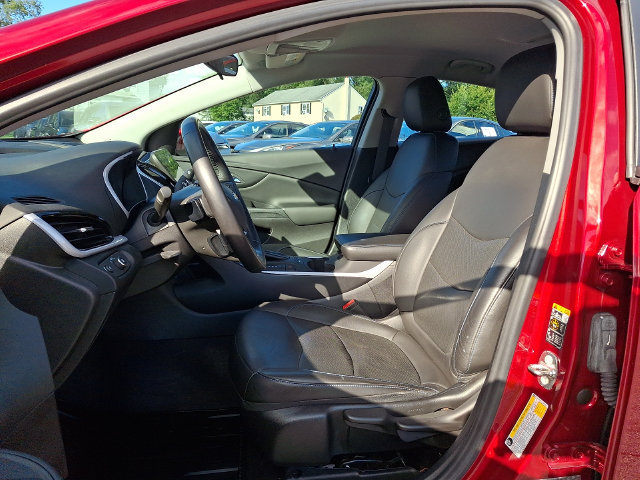 Used 2018 Chevrolet Volt LT w/ LT Driver Confidence Package FWD image 14