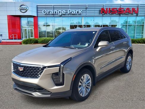 Used 2024 Cadillac XT4 Luxury image 4