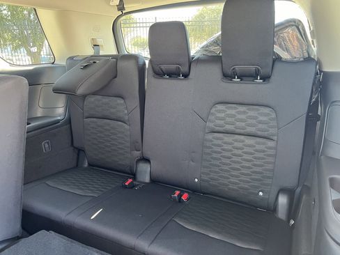 New 2026 Nissan Pathfinder SV image 15