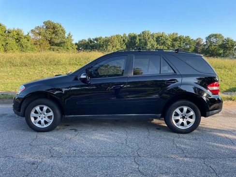 Used 2007 Mercedes-Benz ML 320 4MATIC image 2