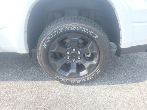 Used 2026 RAM 1500 Big Horn AWD/4WD image 6