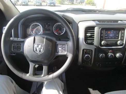 Used 2019 RAM 1500 Classic Warlock image 24