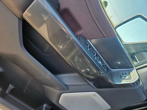 Used 2021 Ford F150 Lariat w/ Equipment Group 502A High AWD/4WD image 11