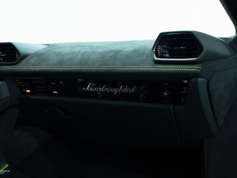 Used 2024 Lamborghini Huracan Sterrato image 44