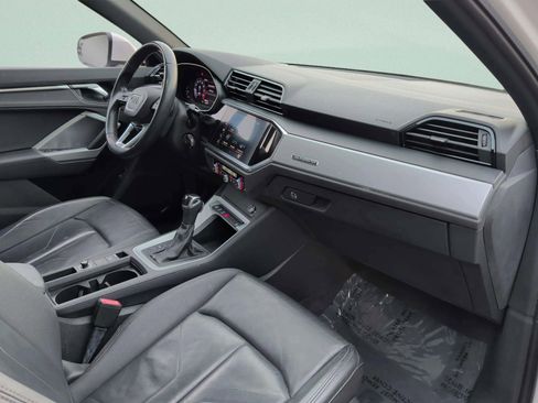Used 2019 Audi Q3 2.0T Premium image 34