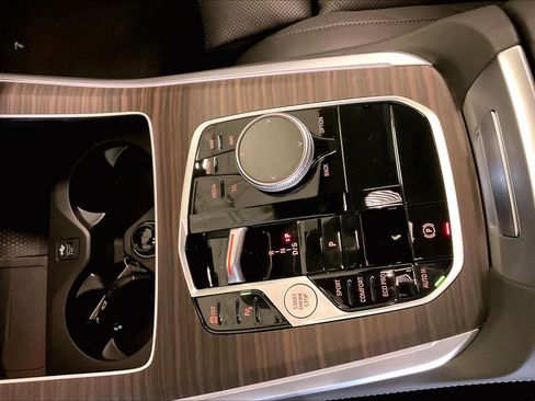 New 2026 BMW X5 sDrive40i image 7