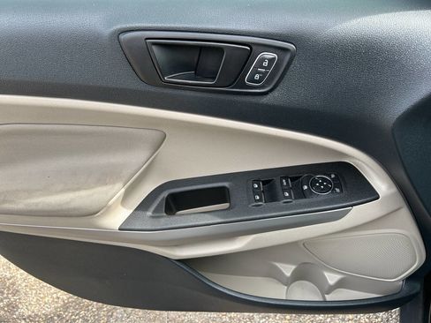 Used 2018 Ford EcoSport S image 7