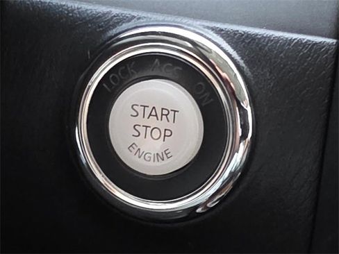 Used 2018 INFINITI QX80 Base image 29