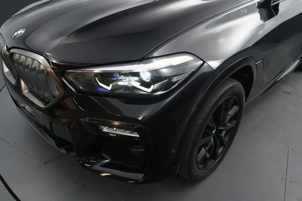 Used 2021 BMW X6 M50i AWD/4WD image 44