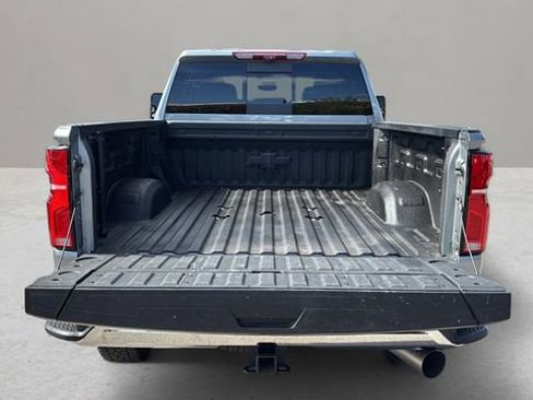 Used 2024 Chevrolet Silverado 2500 LTZ w/ LTZ Premium Package image 30
