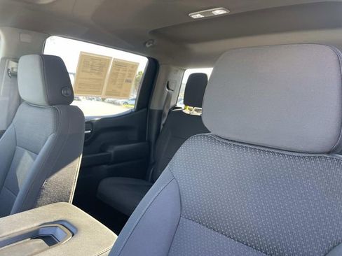 Used 2025 Chevrolet Silverado 1500 W/T w/ WT Value Package image 21