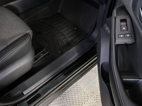 Used 2022 Nissan Rogue SV image 23