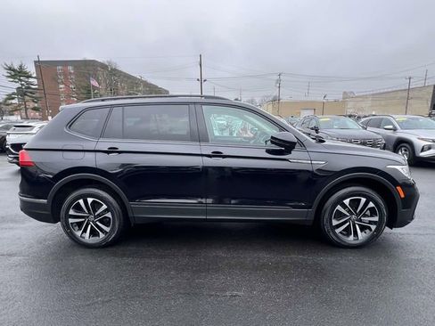 Used 2022 Volkswagen Tiguan S image 4