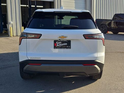 Used 2025 Chevrolet Equinox LT image 7