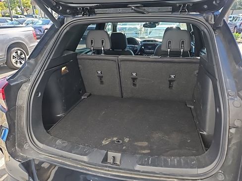 Used 2023 Chevrolet TrailBlazer RS w/ Sun and Liftgate Package image 6