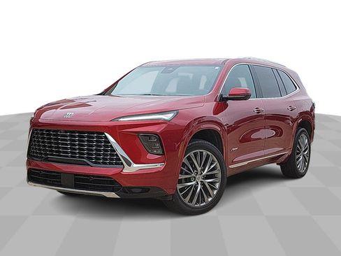 Used 2025 Buick Enclave Avenir w/ Trailering Package, 5000 lbs. FWD image 4