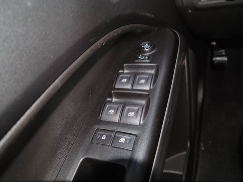 Used 2022 Chevrolet Colorado ZR2 w/ ZR2 Dusk Special Edition image 26