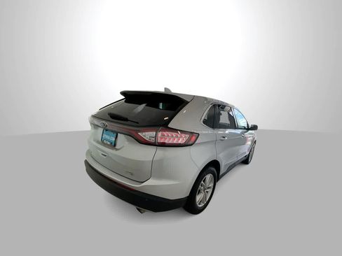 Used 2018 Ford Edge SEL w/ Equipment Group 201A AWD/4WD image 8
