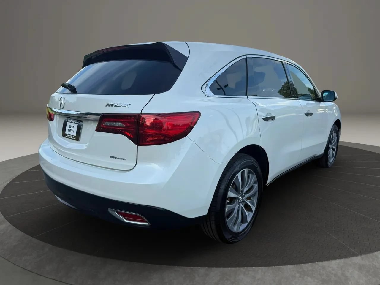 Used 2016 Acura MDX w/ Tech & Entertainment Pkg AWD/4WD image 3