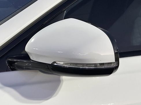 Used 2020 Jaguar XE S image 12