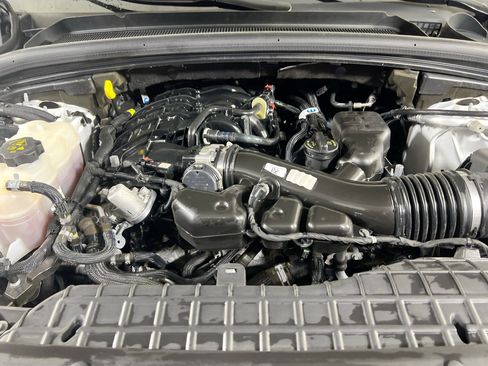 Used 2022 Jeep Grand Cherokee Limited AWD/4WD image 28