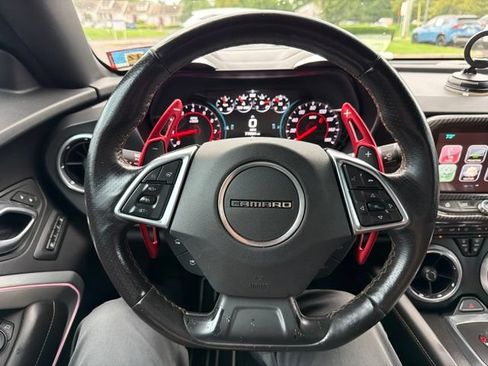 Used 2016 Chevrolet Camaro LT RWD image 21