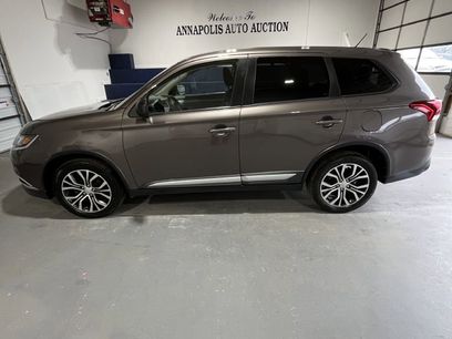 Used 2016 Mitsubishi Outlander SE
