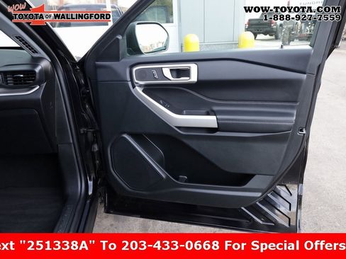 Used 2024 Ford Explorer XLT image 18