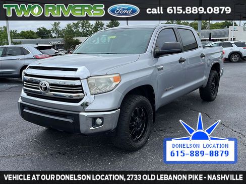 Used 2016 Toyota Tundra SR5 w/ SR5 Upgrade Package AWD/4WD image 4