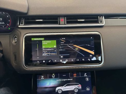 Used 2019 Land Rover Range Rover Velar R-Dynamic SE AWD/4WD image 39