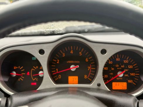 Used 2004 Nissan 350Z Touring image 15