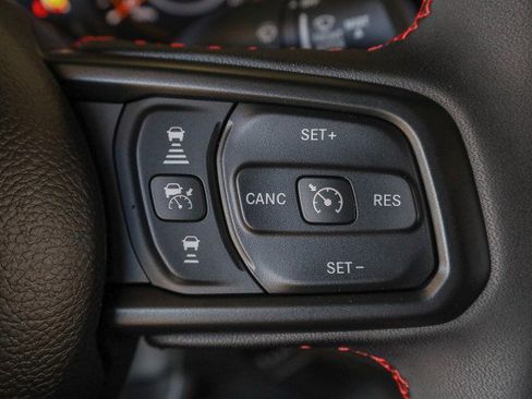 Used 2024 Jeep Gladiator Rubicon w/ Convenience Group image 27