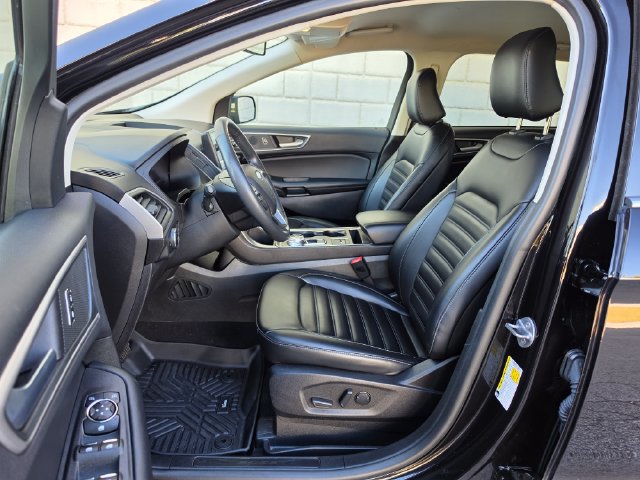 Used 2024 Ford Edge SEL AWD/4WD image 16