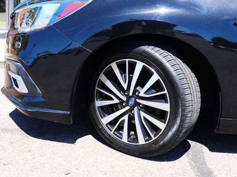 Used 2019 Subaru Legacy 2.5i Premium image 5