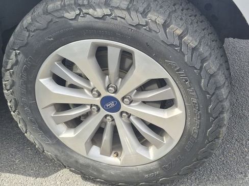Used 2017 Ford F150 XL w/ Equipment Group 101A Mid AWD/4WD image 6