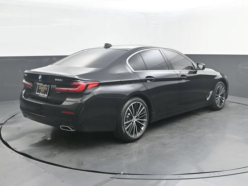 Used 2022 BMW 530i w/ Convenience Package RWD image 7